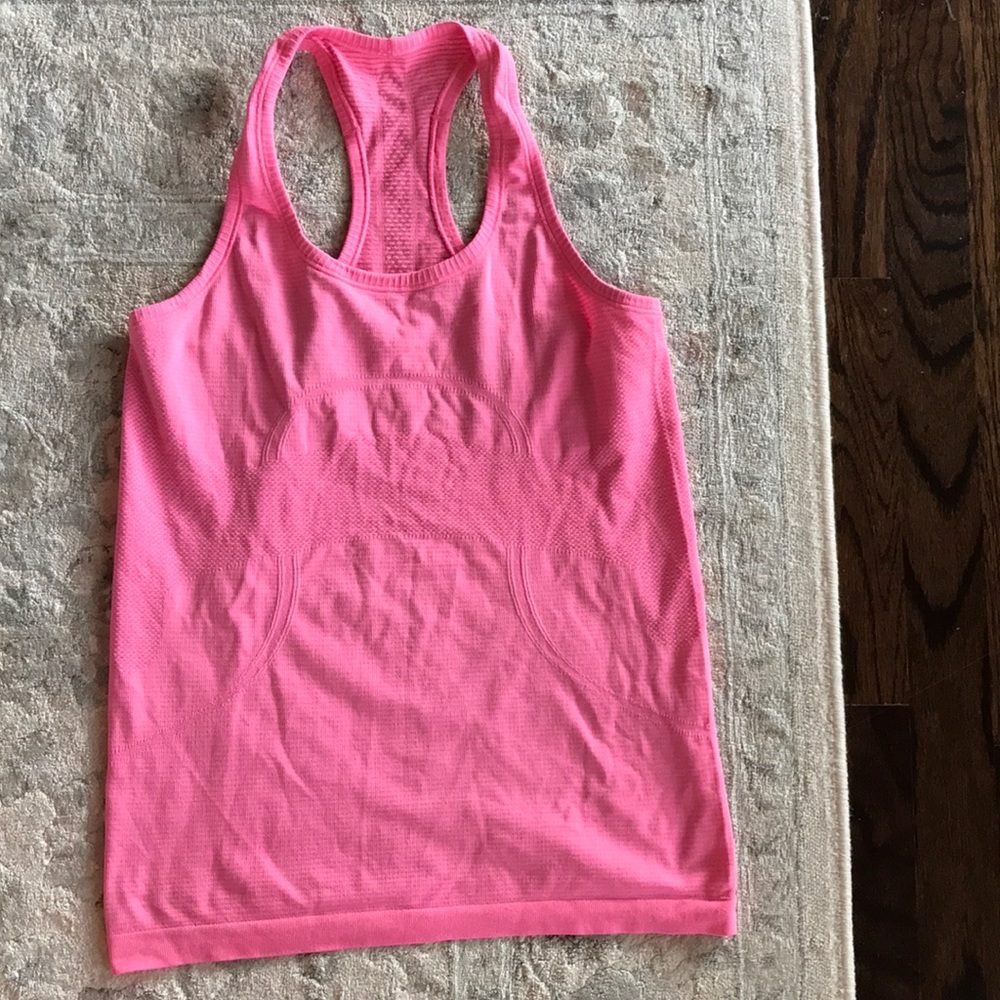 Lululemon swiftly tech racerback- size 8